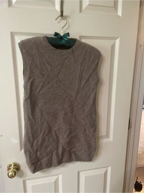 Sleeveless Knit Tunic in Heather Taupe